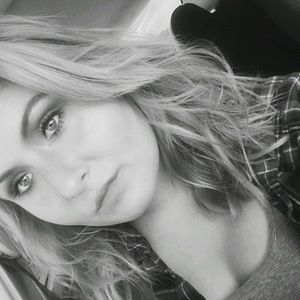 Meet your Posher, Leesha